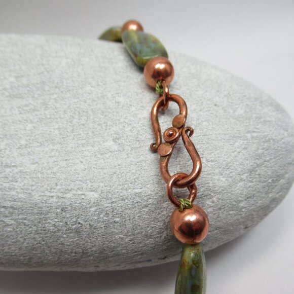 Earthy Czech and Copper bead necklace - Picture 3 of 10